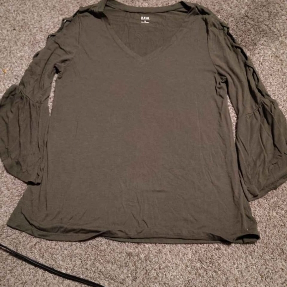 a.n.a Dark Green V-Neck Blouse - Picture 1 of 4